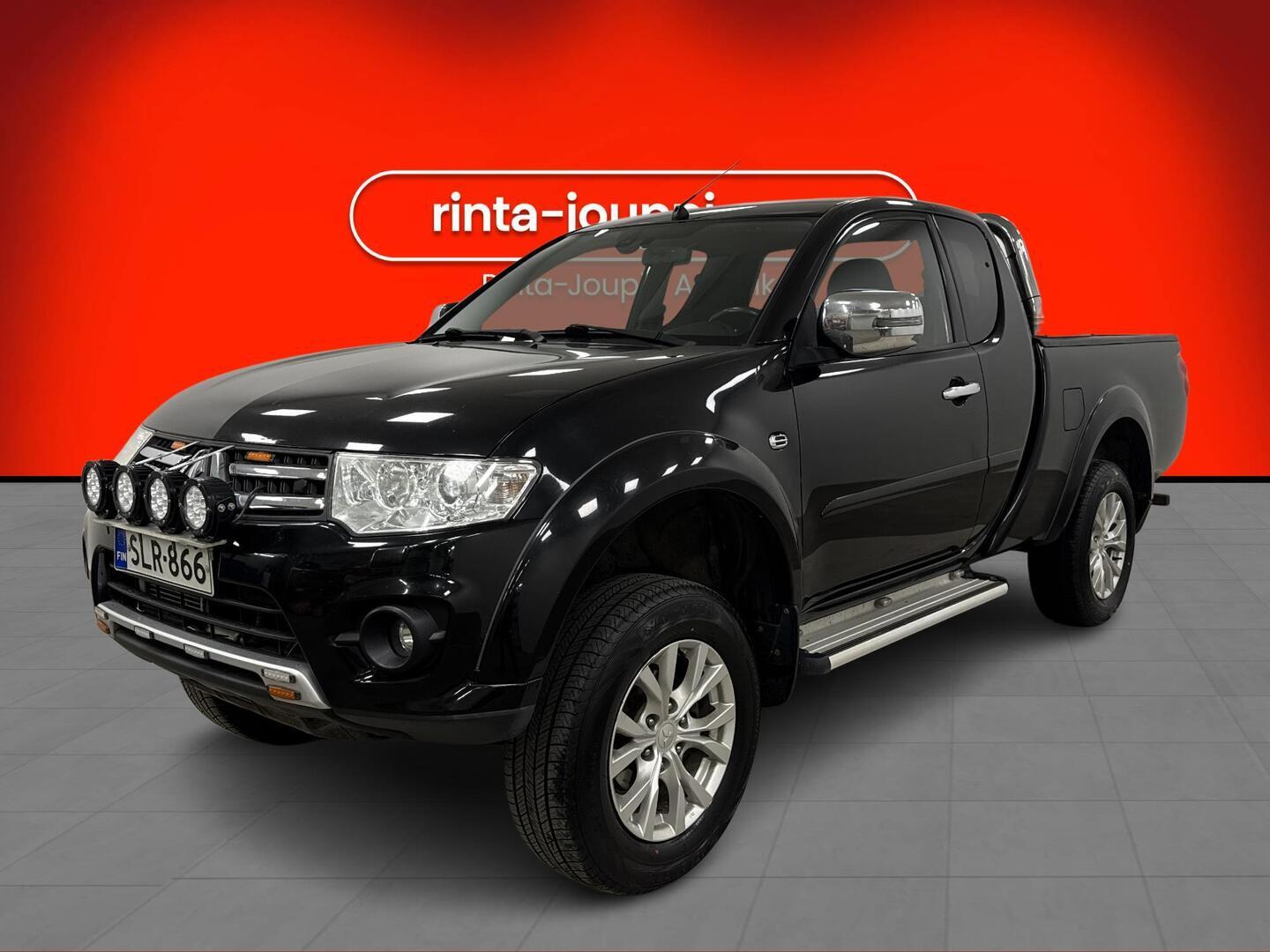 MITSUBISHI L200 2015