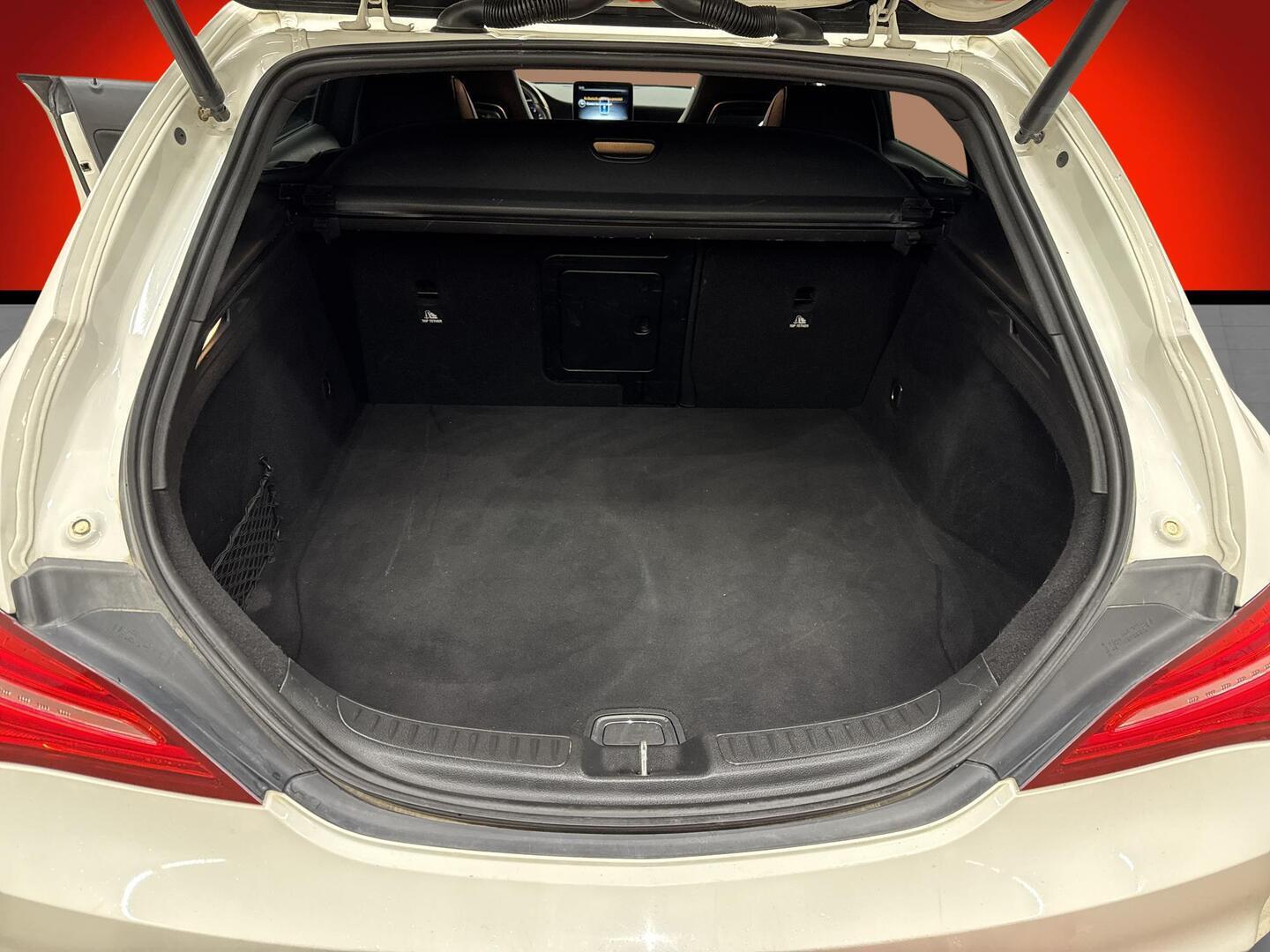 MERCEDES-BENZ CLA 2016