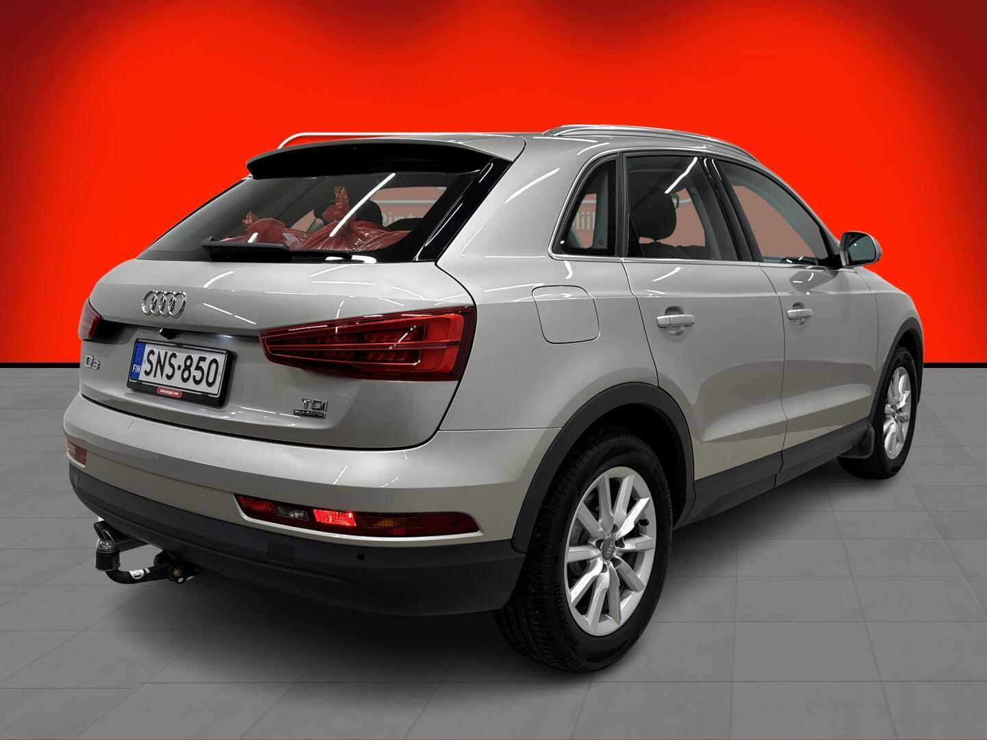 AUDI Q3 2016