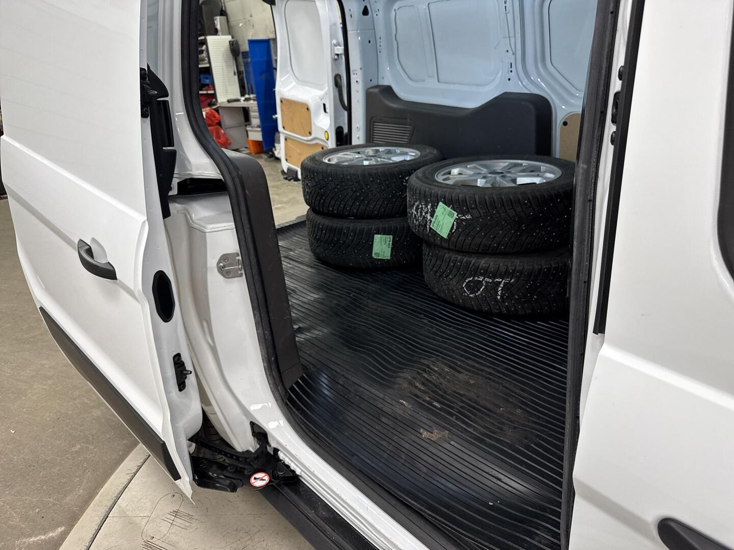 FORD Transit Connect 2023