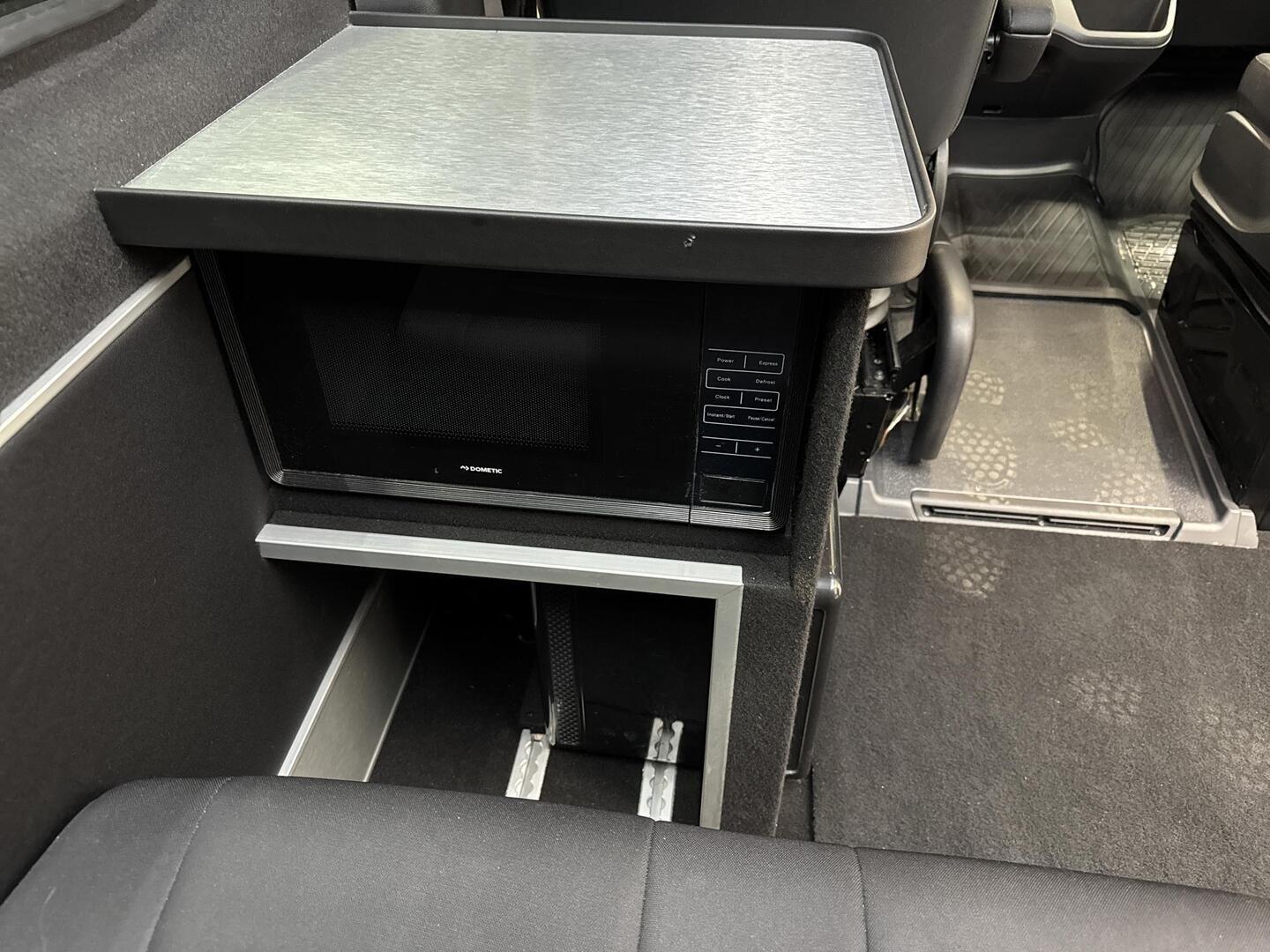 MERCEDES-BENZ Sprinter 2023