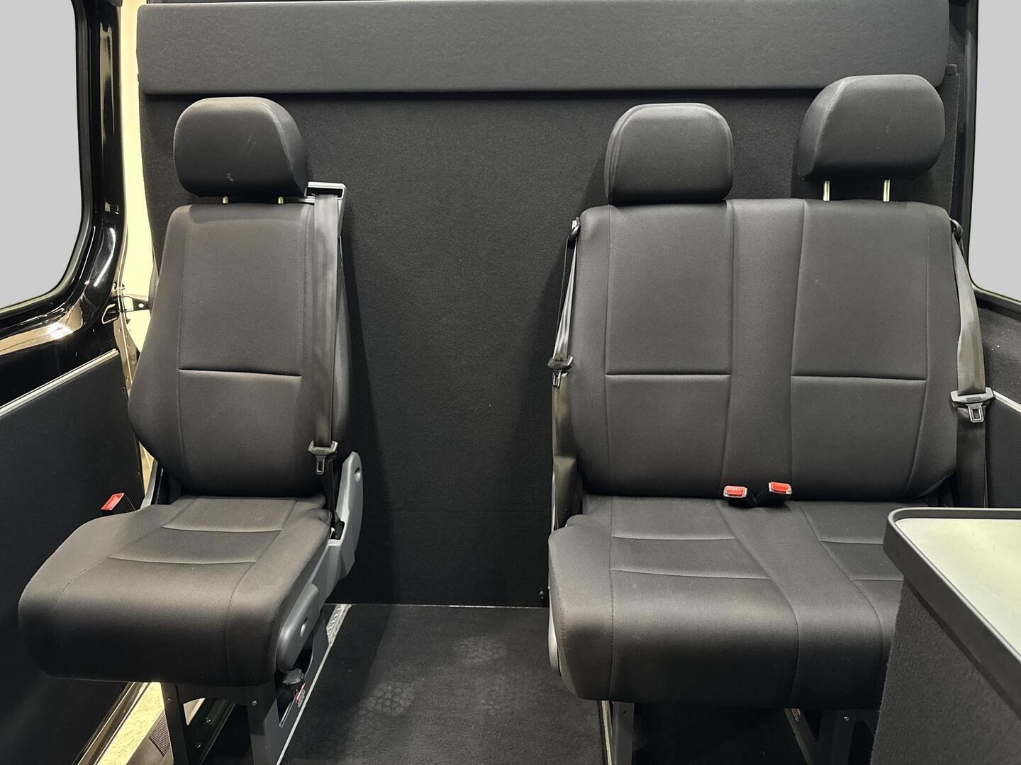 MERCEDES-BENZ Sprinter 2023