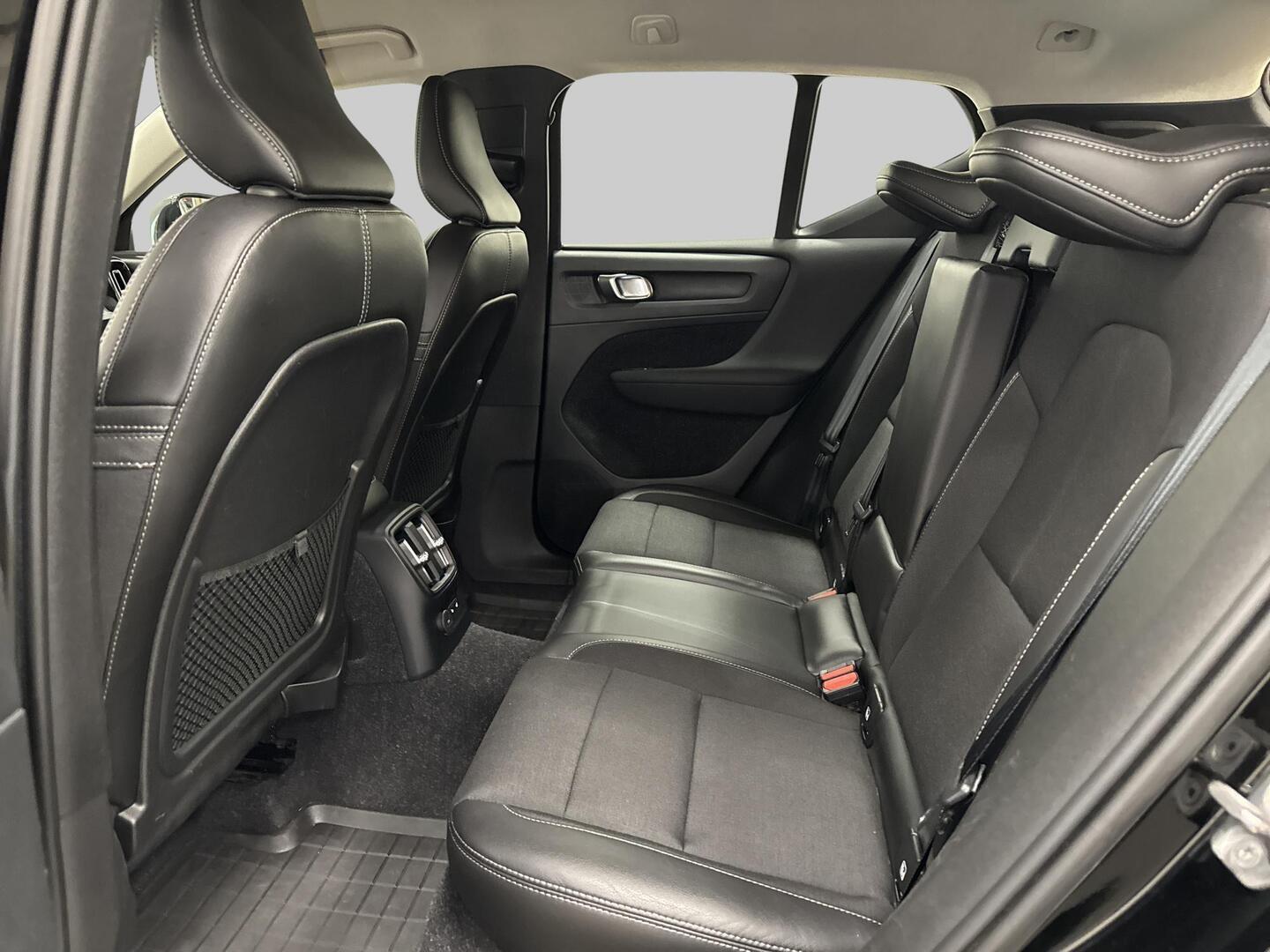 VOLVO XC40 2020