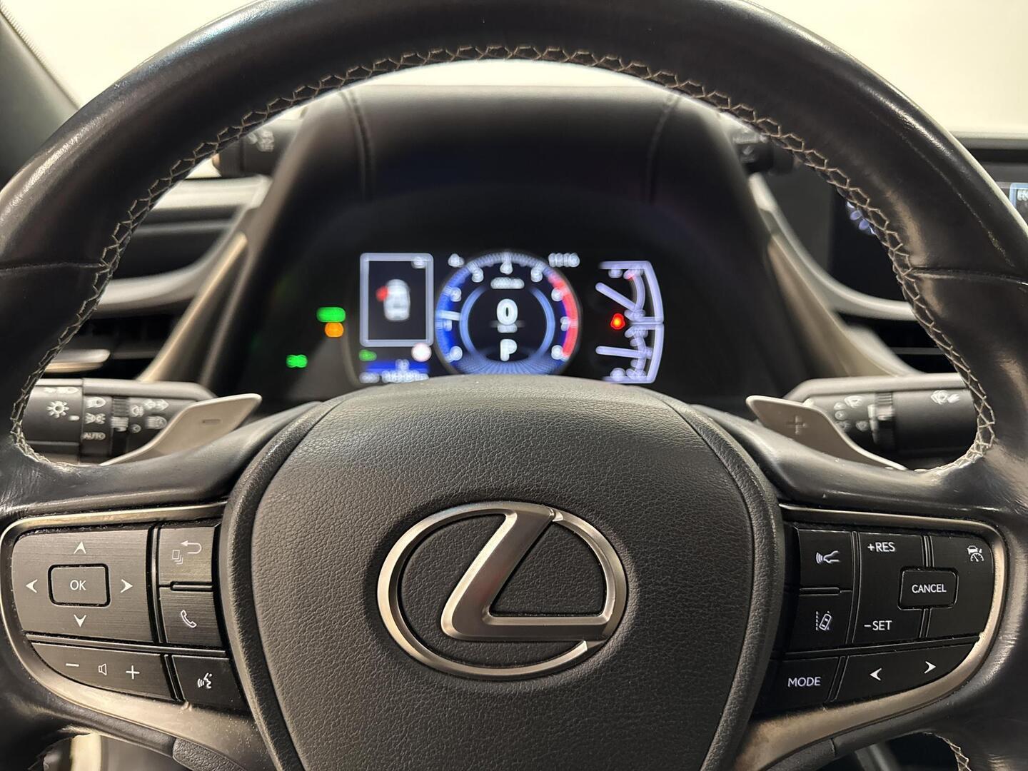 LEXUS ES 2019