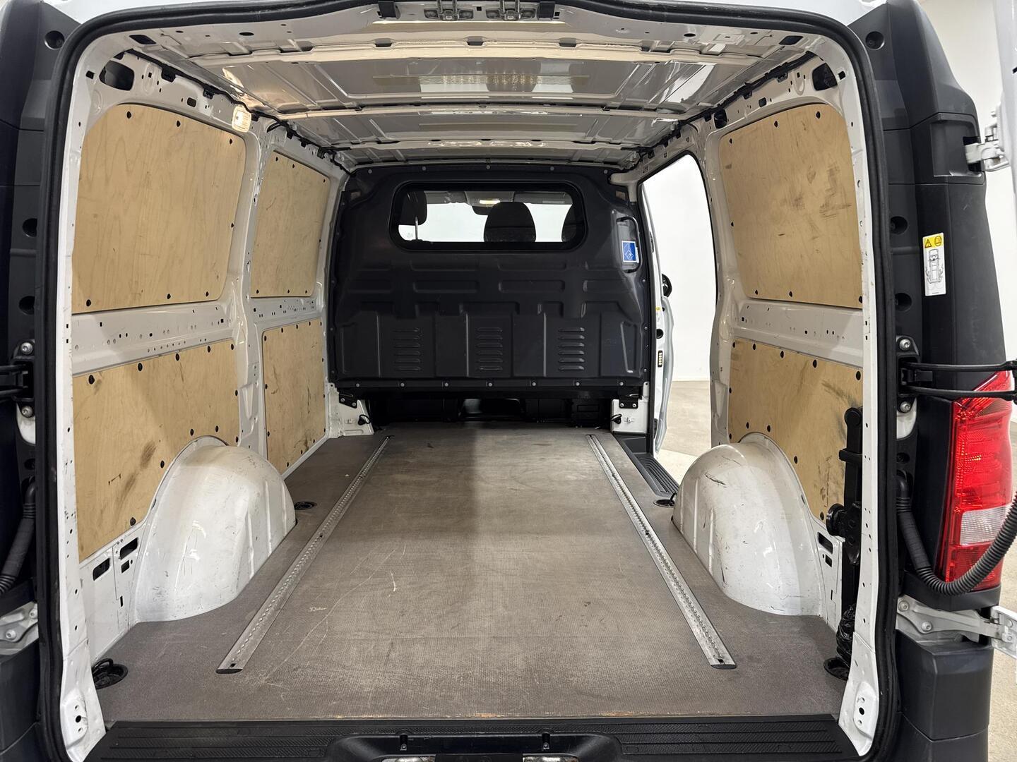 MERCEDES-BENZ Vito 2021