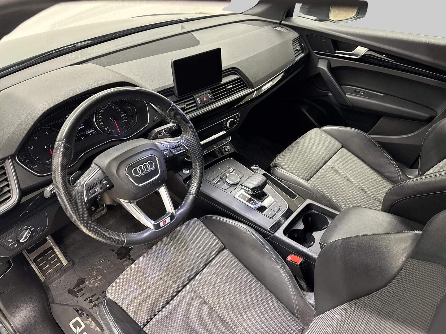 AUDI Q5 2019