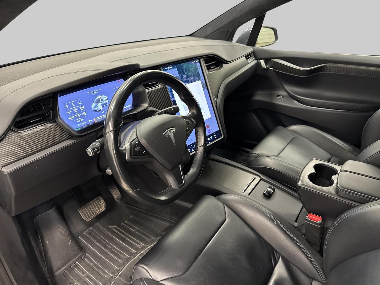 TESLA Model X 2018