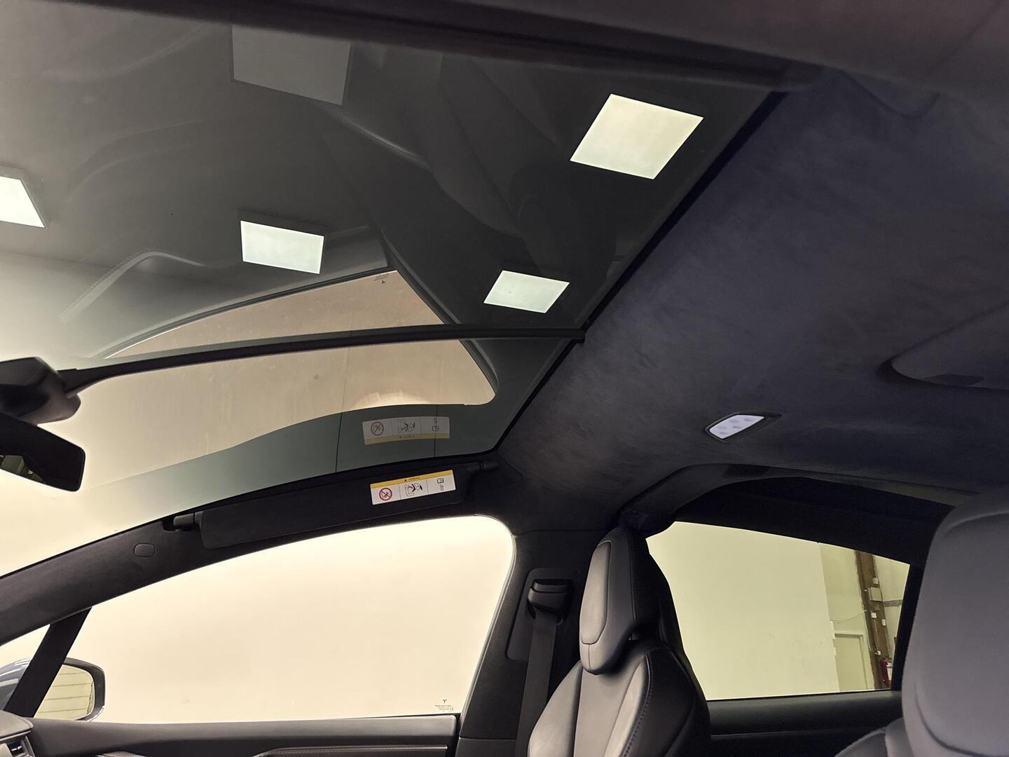 TESLA Model X 2018