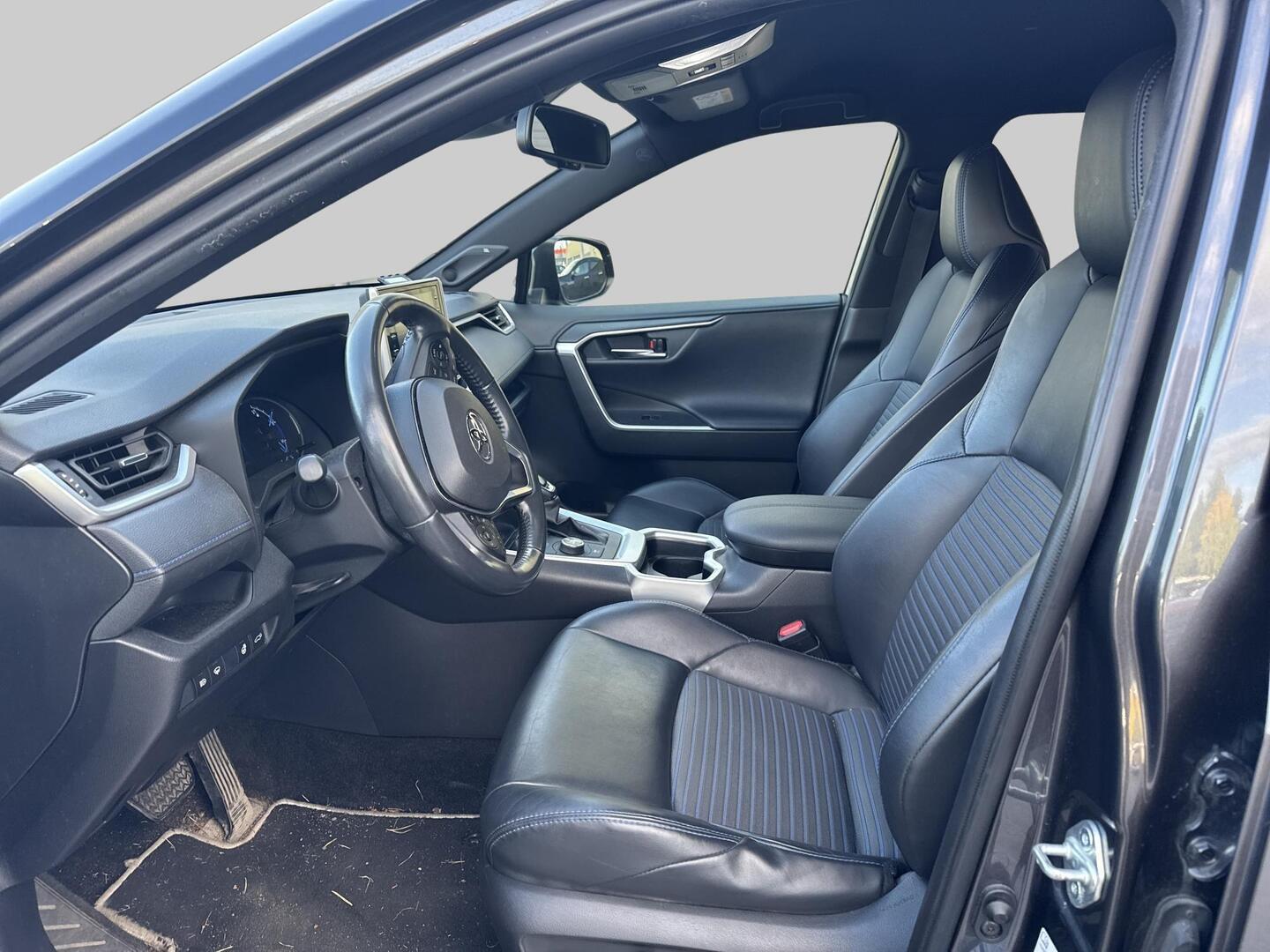 TOYOTA RAV4 2020