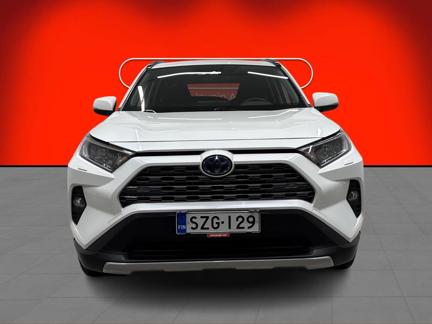 TOYOTA RAV4 2021