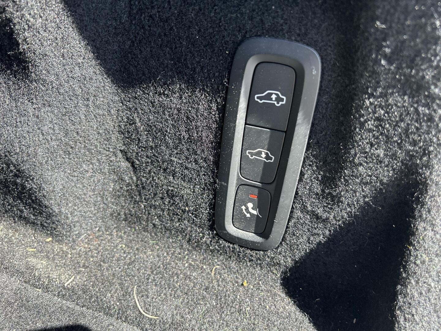 VOLVO XC60 2019