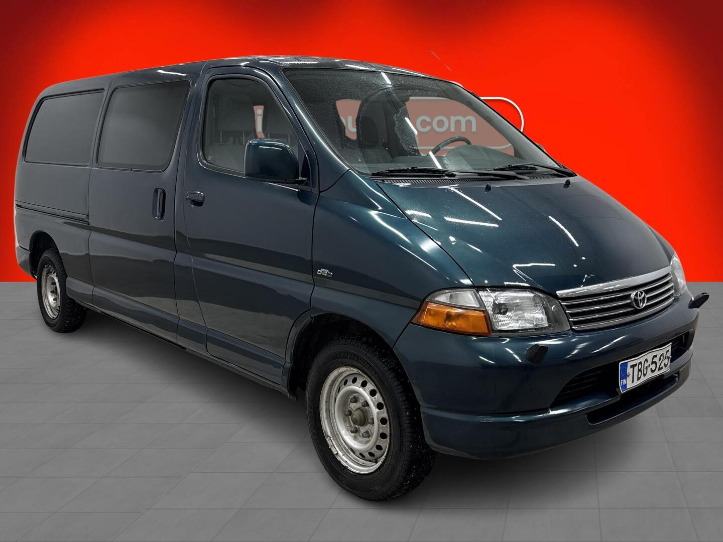 TOYOTA HIACE 2003