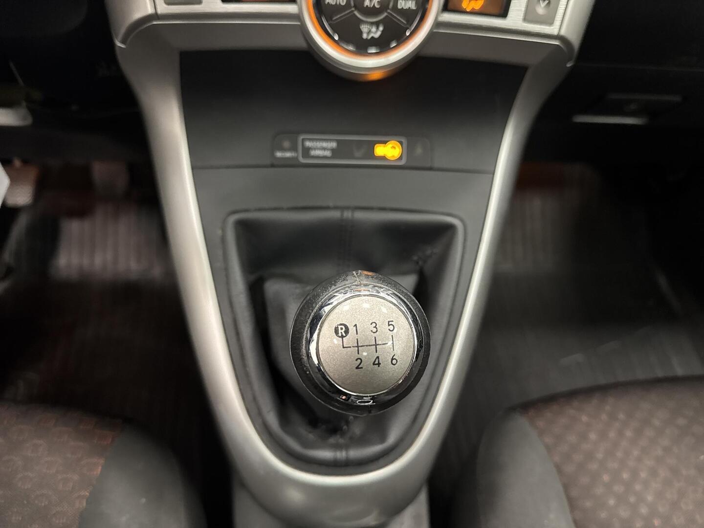 TOYOTA Verso 2011
