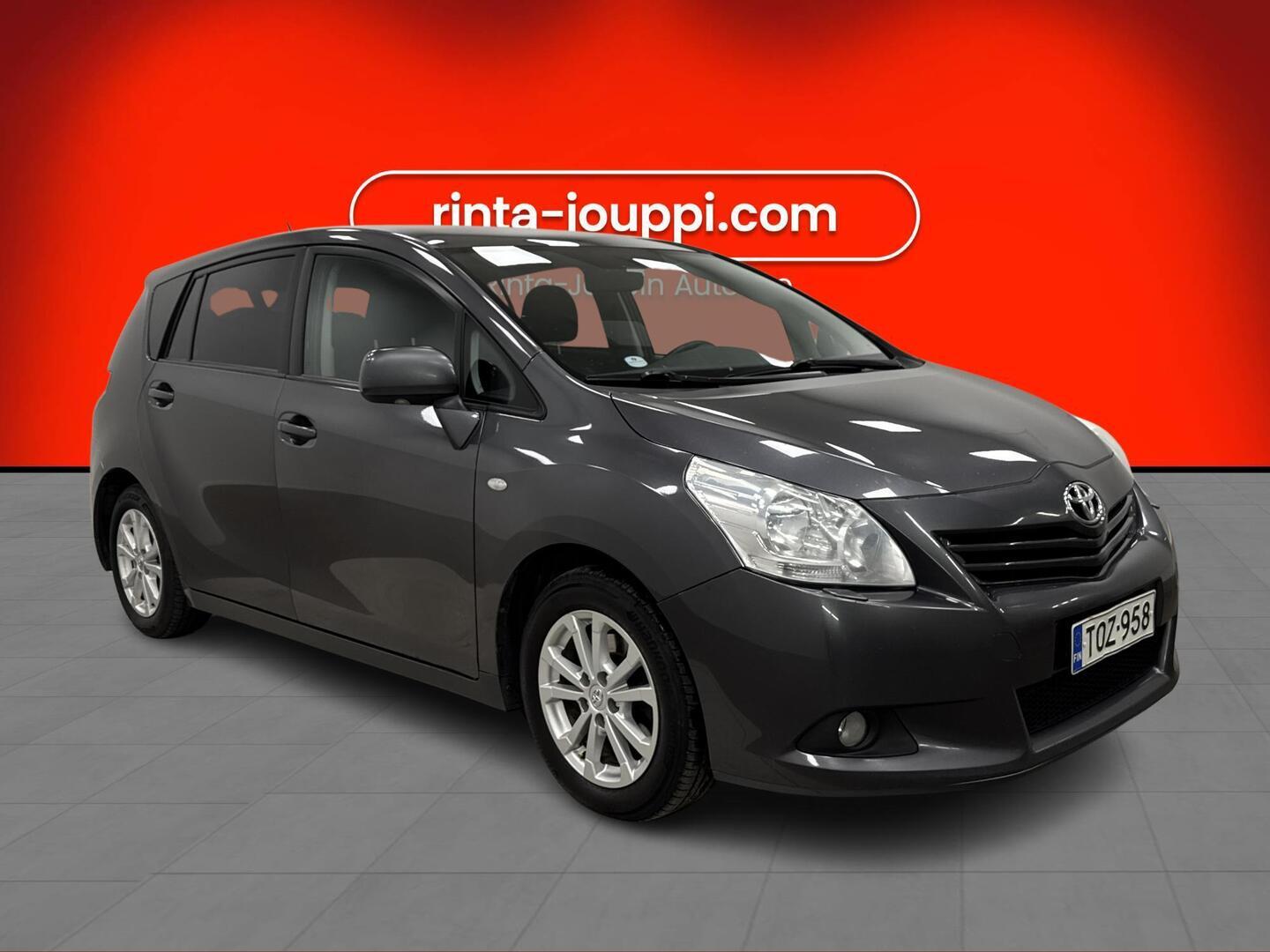 TOYOTA Verso 2011