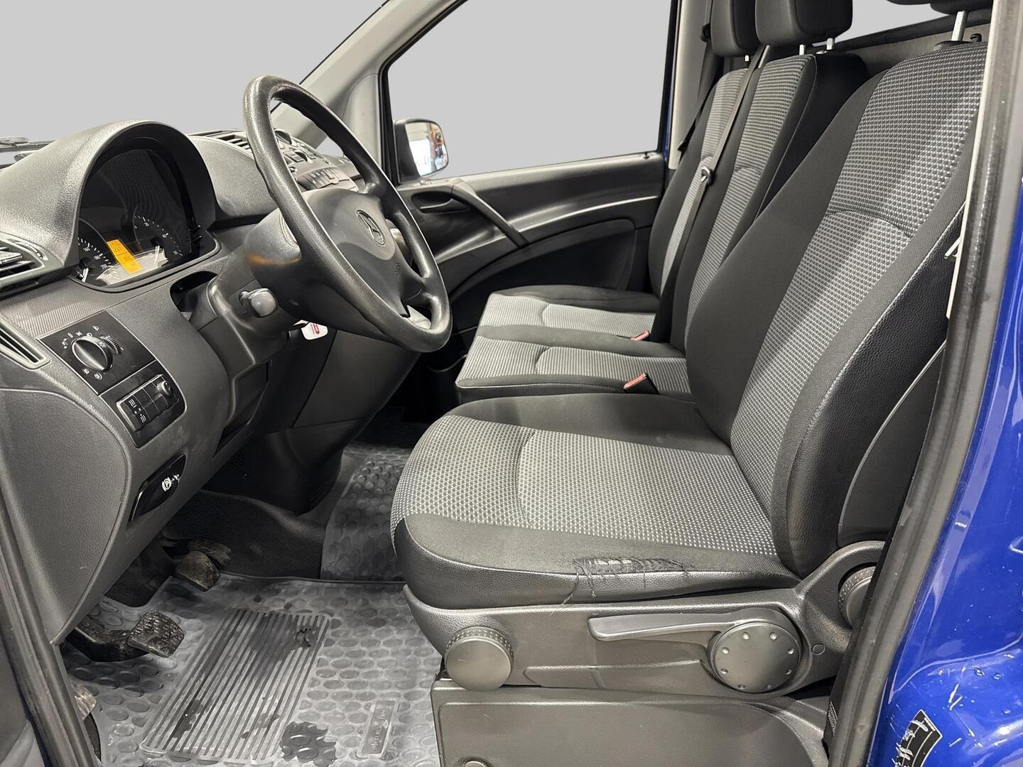 MERCEDES-BENZ Vito 2013