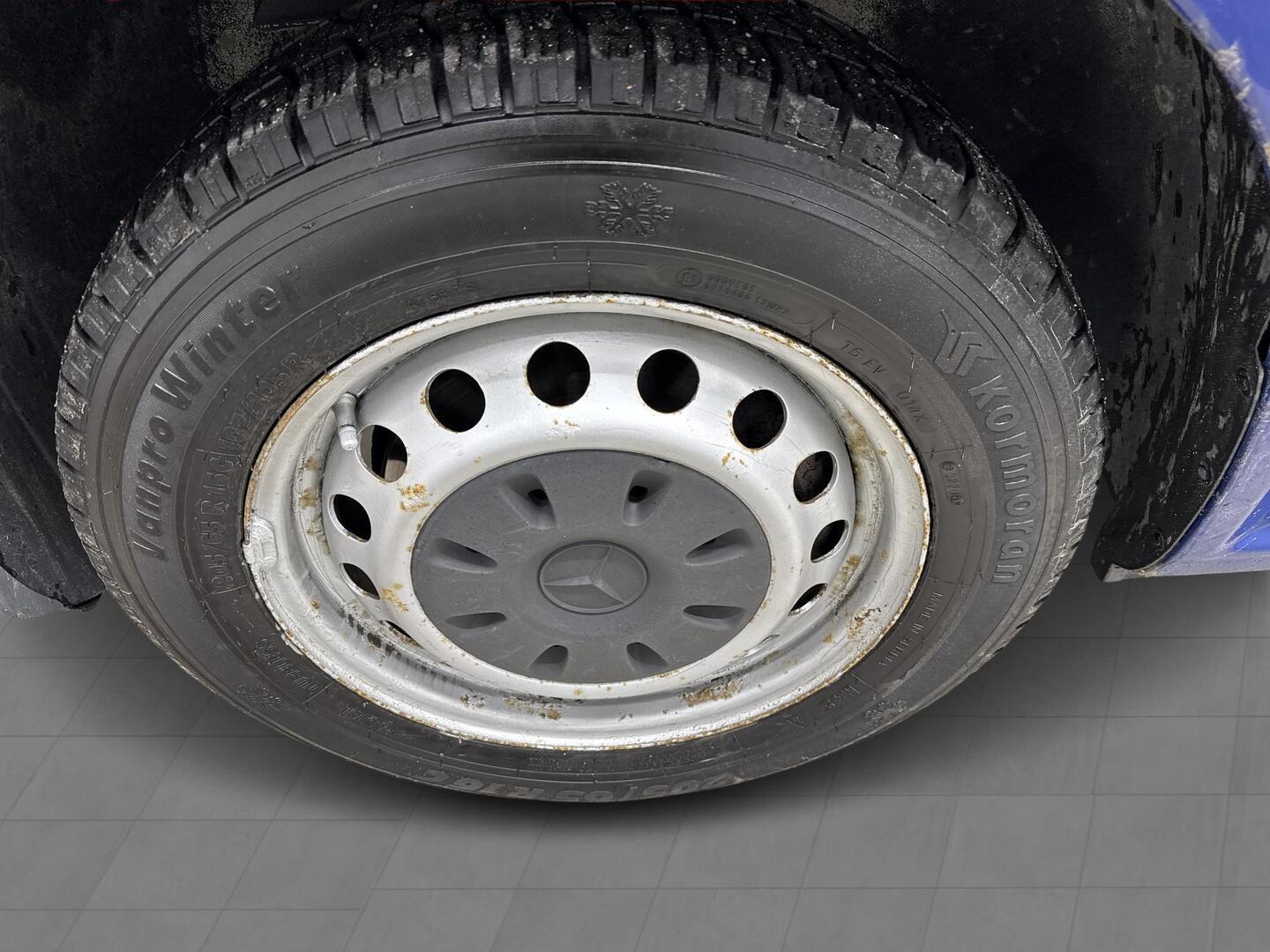 MERCEDES-BENZ Vito 2013