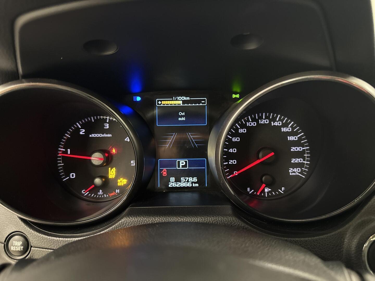 SUBARU Outback 2016