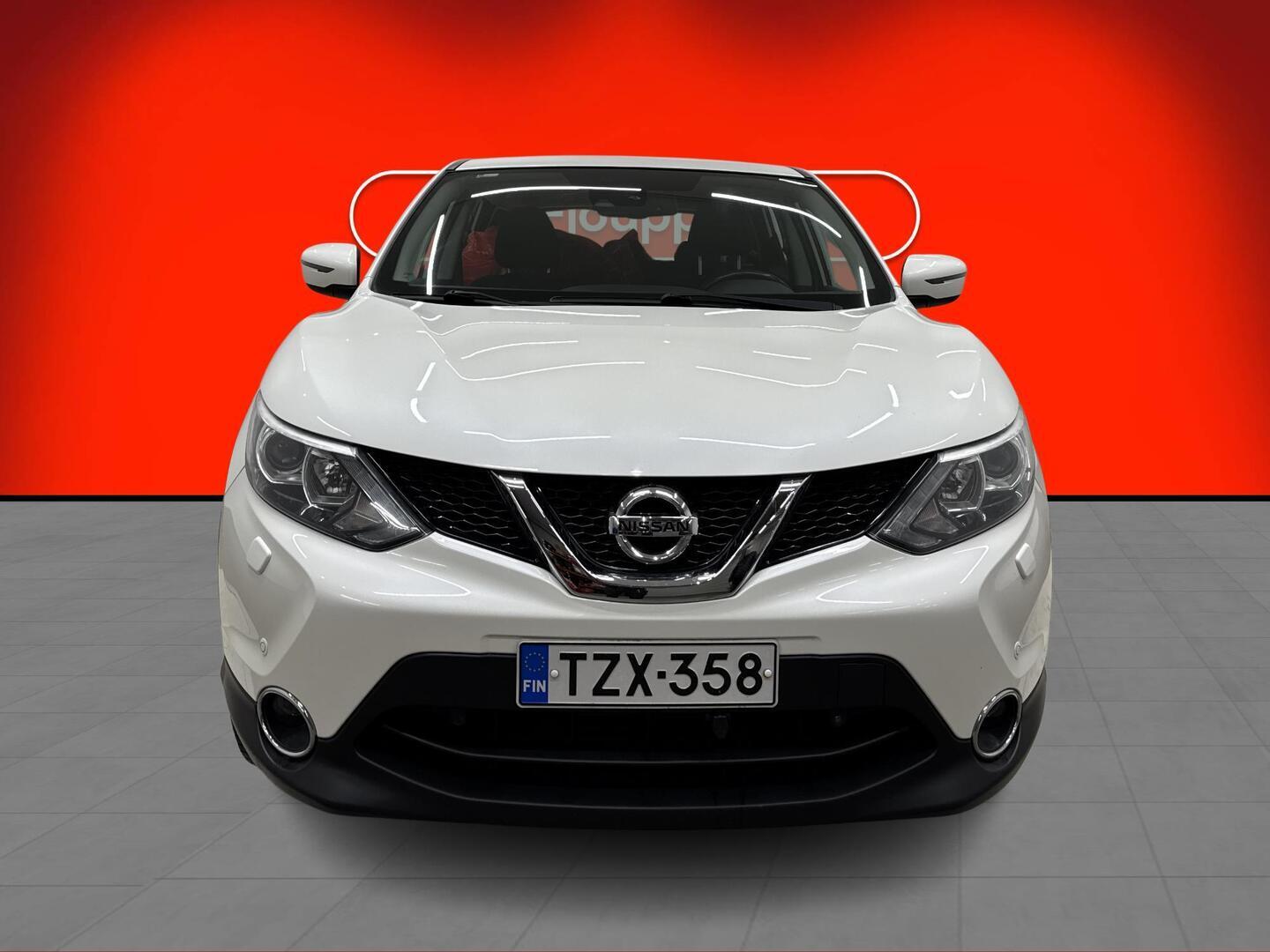 NISSAN Qashqai 2015