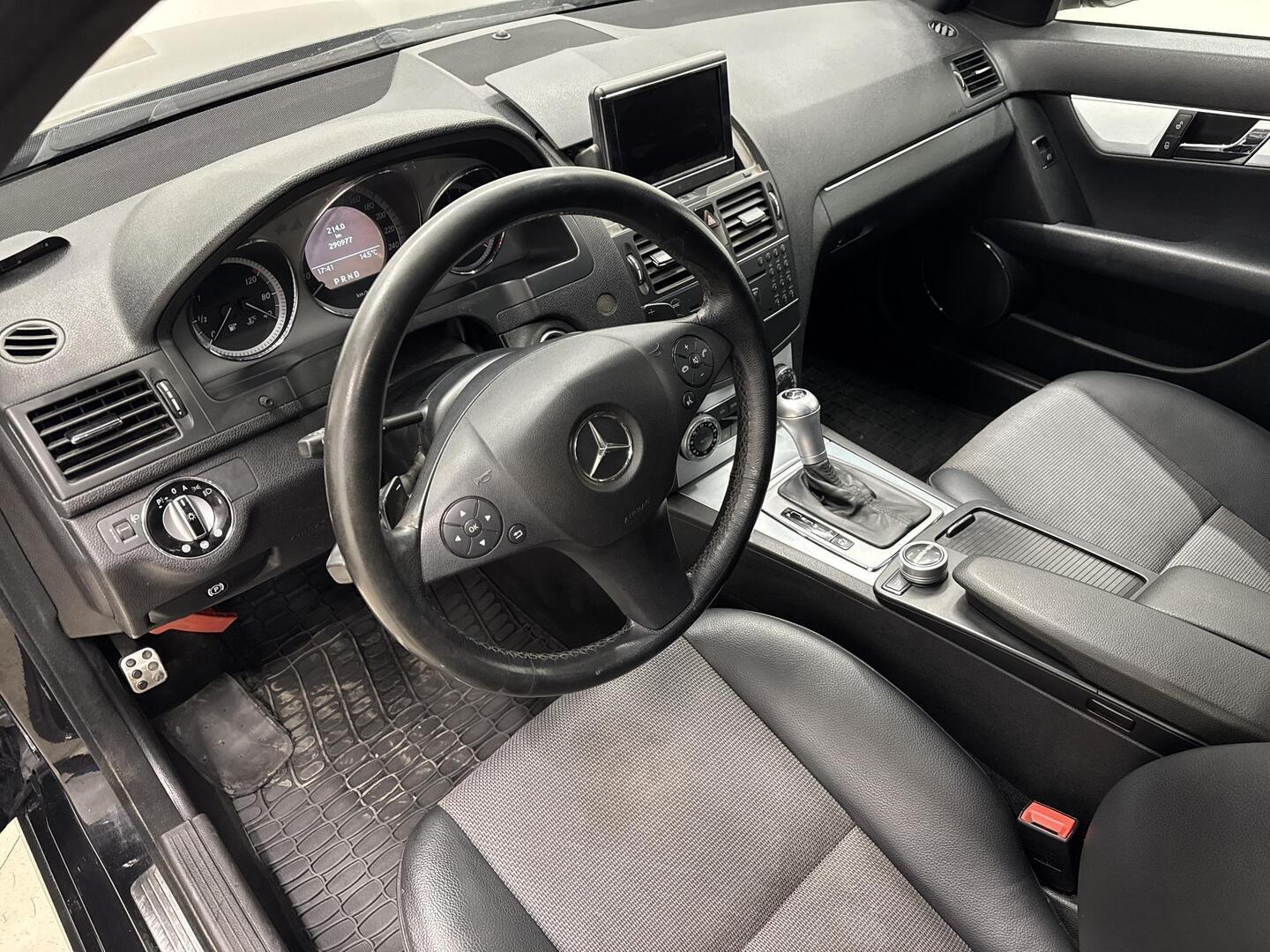 MERCEDES-BENZ C 2008