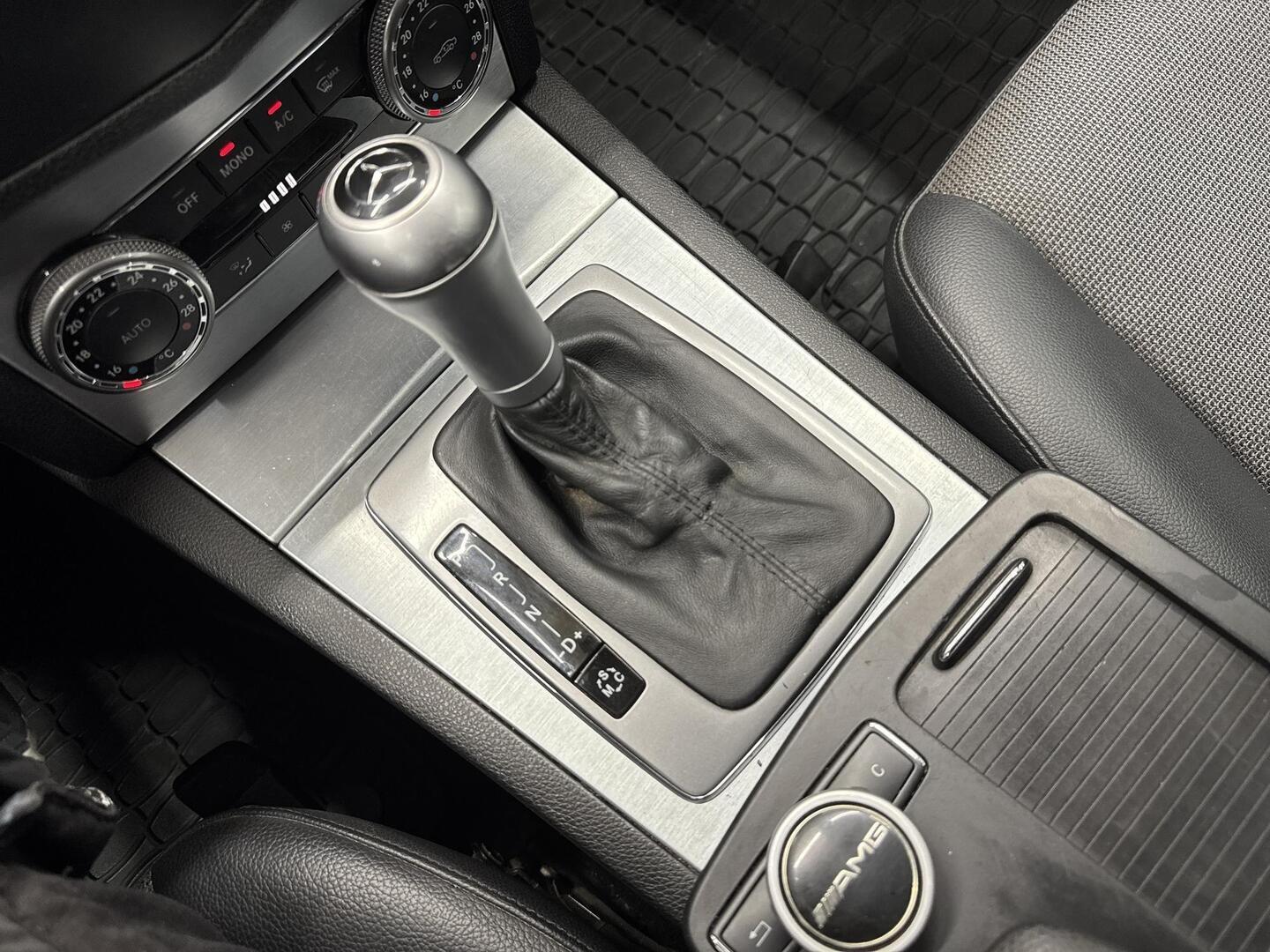 MERCEDES-BENZ C 2008