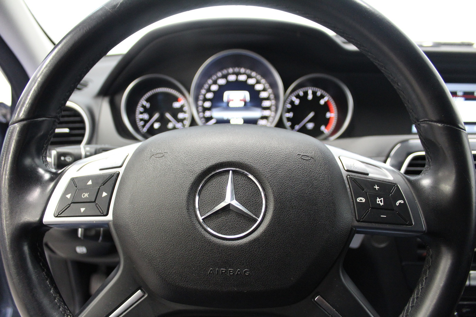 MERCEDES-BENZ C 2013