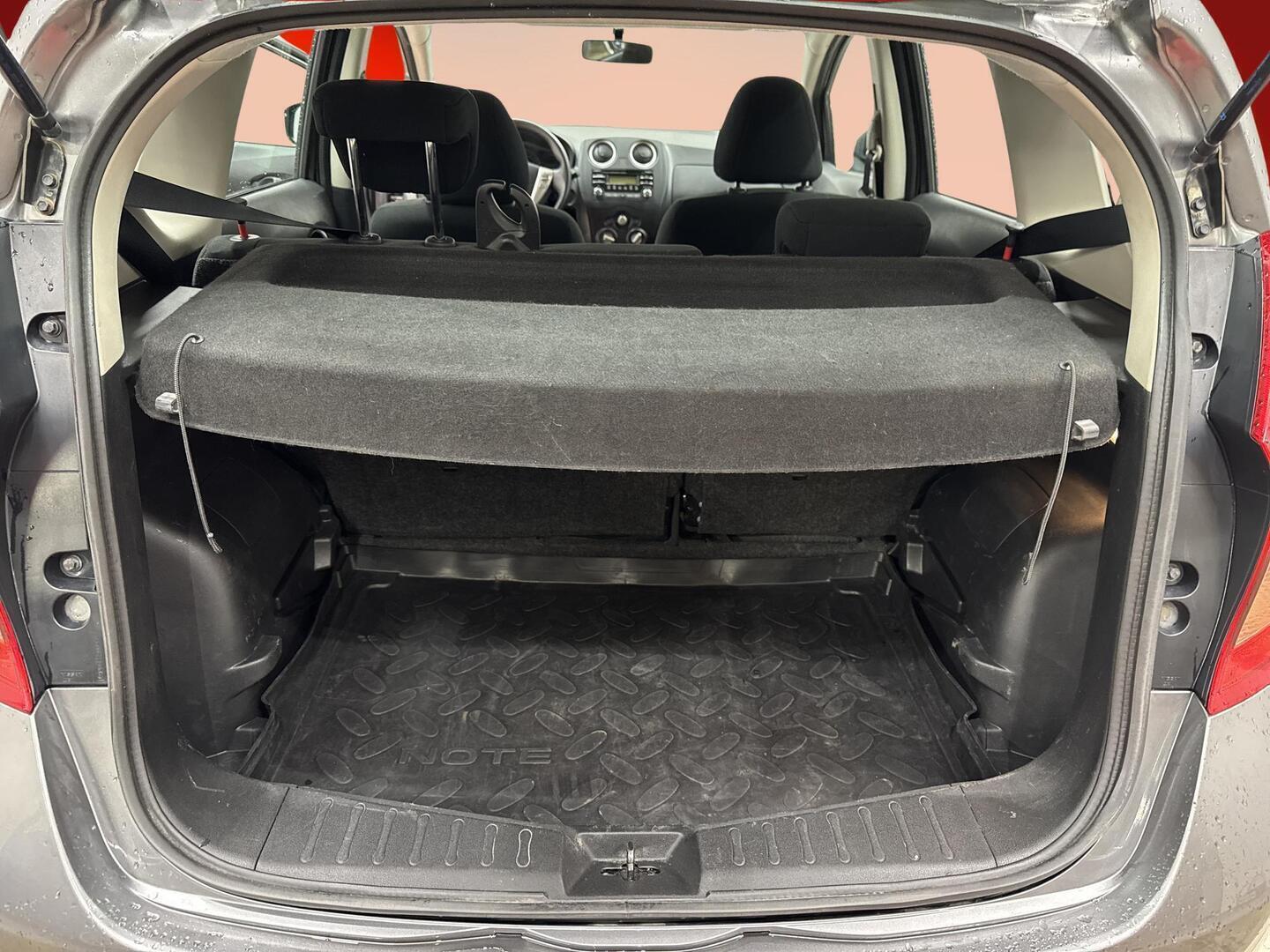 NISSAN Note 2015