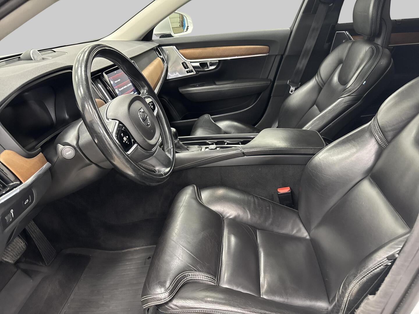 VOLVO S90 2016