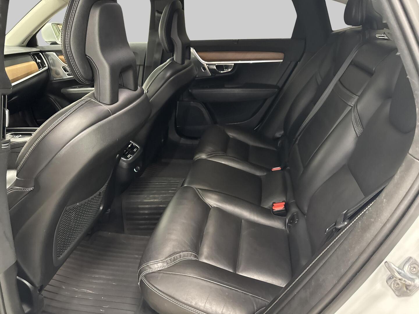 VOLVO S90 2016