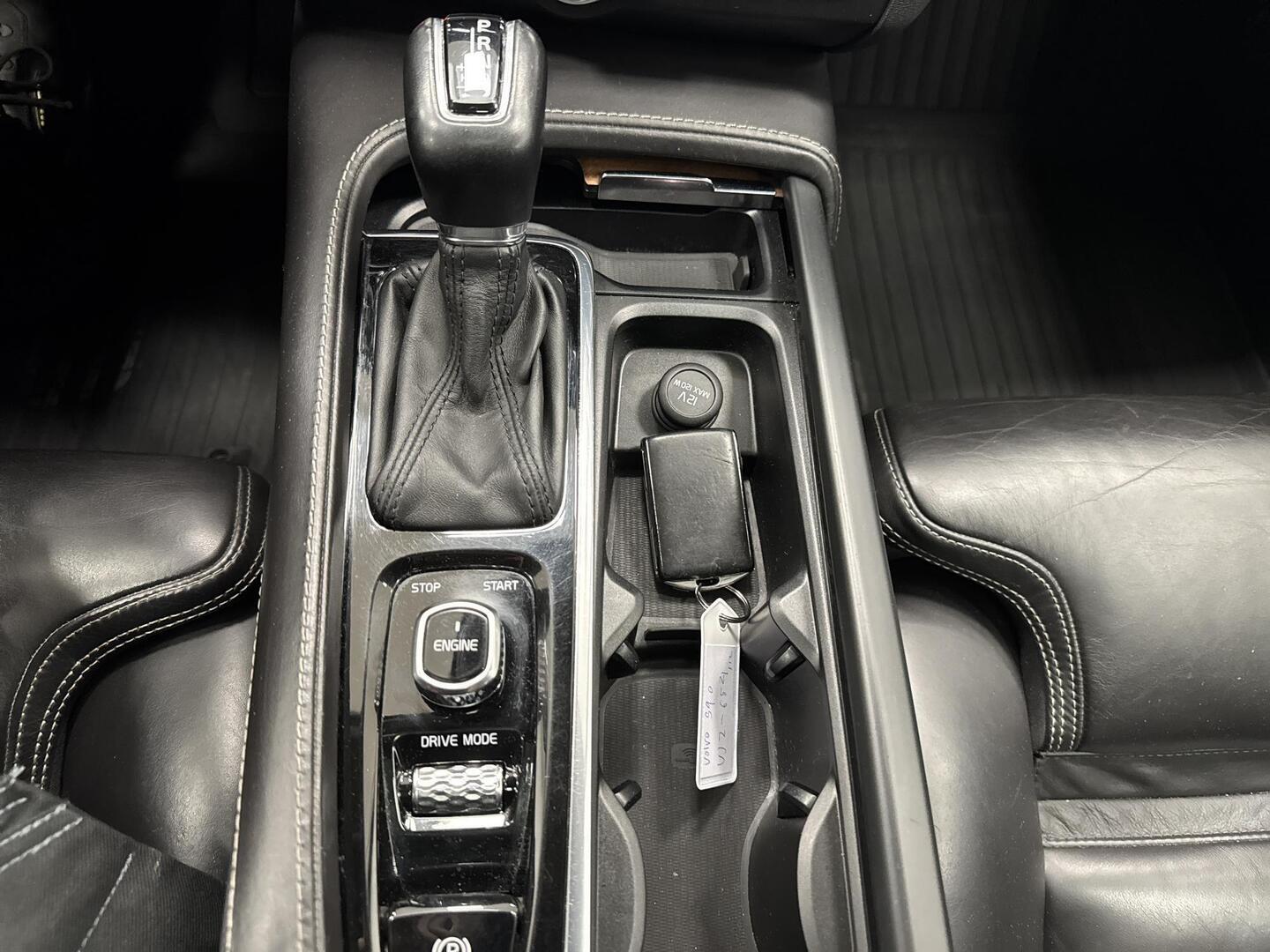 VOLVO S90 2016