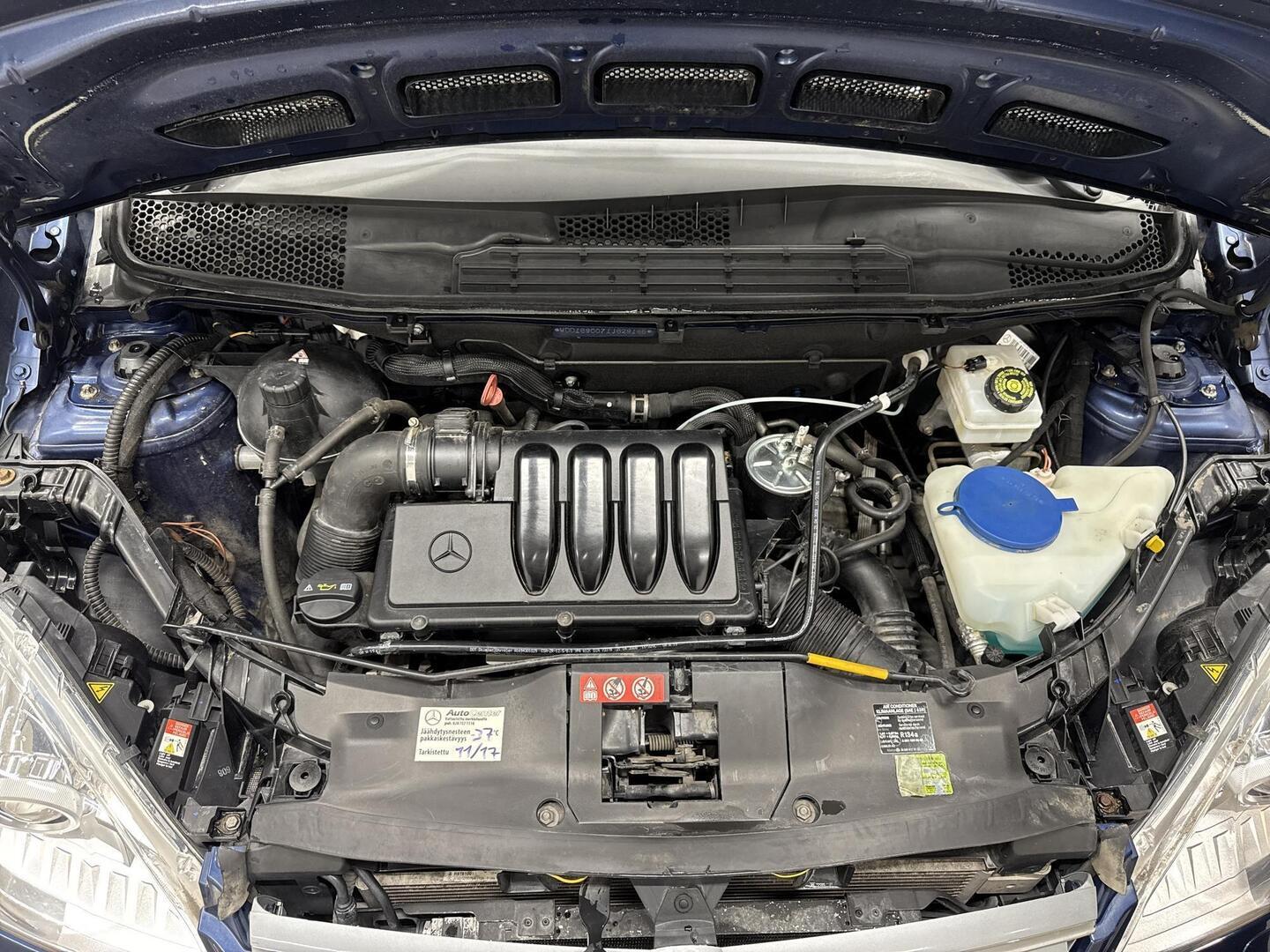 MERCEDES-BENZ A 2009