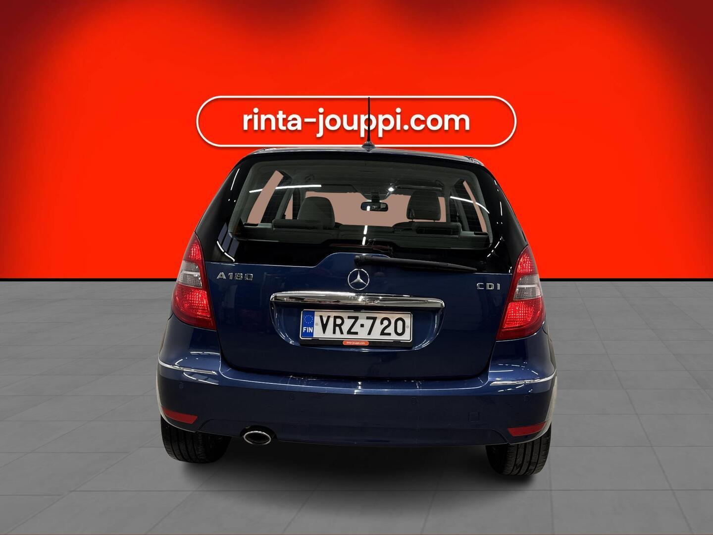 MERCEDES-BENZ A 2009
