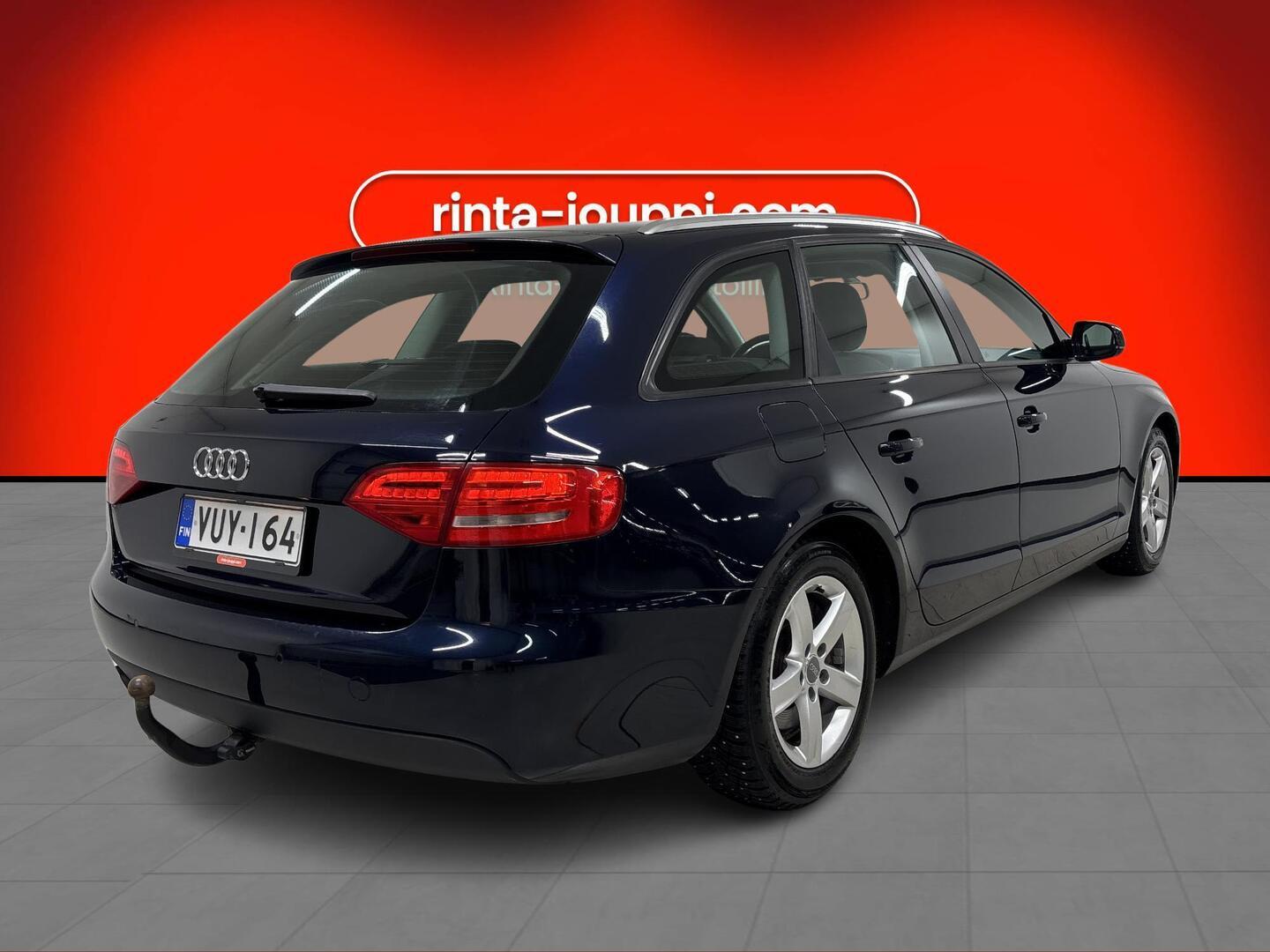 AUDI A4 2010