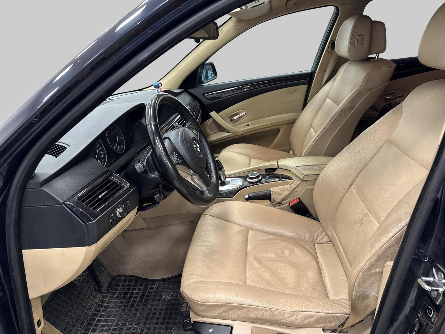 BMW 520 2008