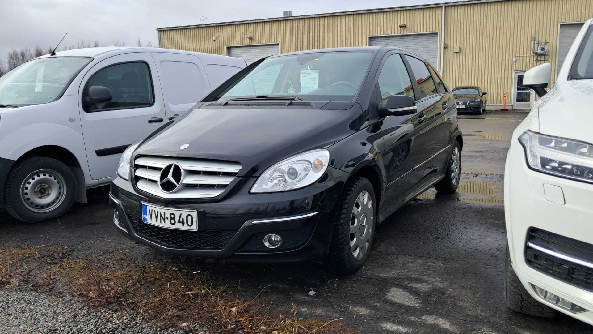 MERCEDES-BENZ B 2010