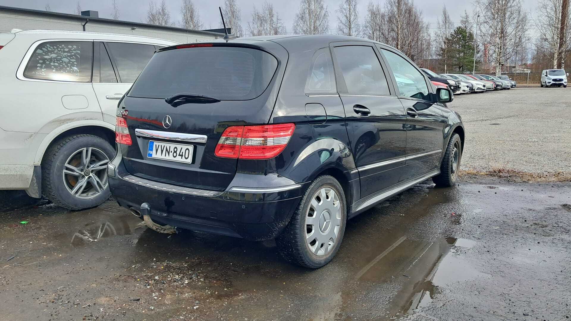 MERCEDES-BENZ B 2010