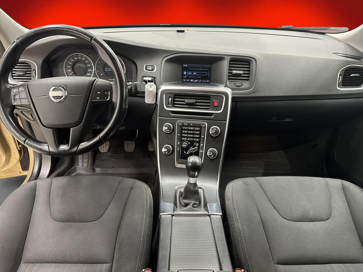 VOLVO S60 2011