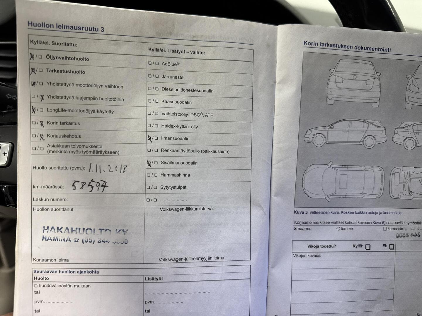 VOLKSWAGEN Golf Sportsvan 2014