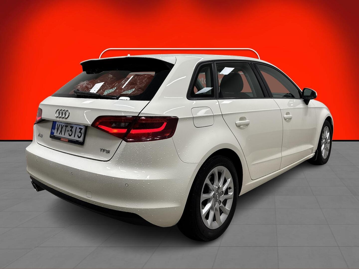 AUDI A3 2015