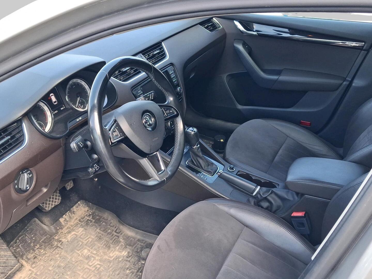 SKODA Octavia 2015