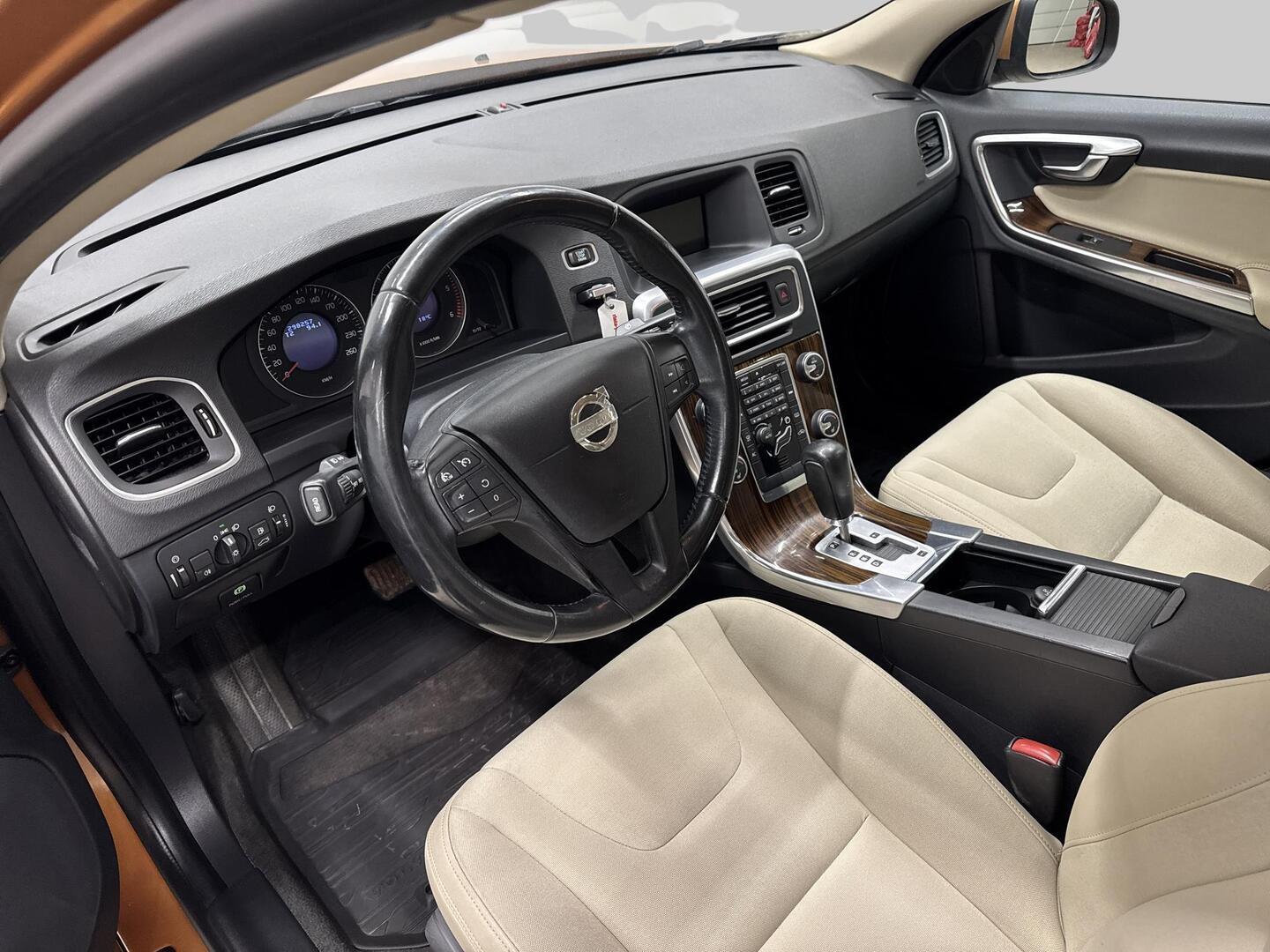 VOLVO S60 2010
