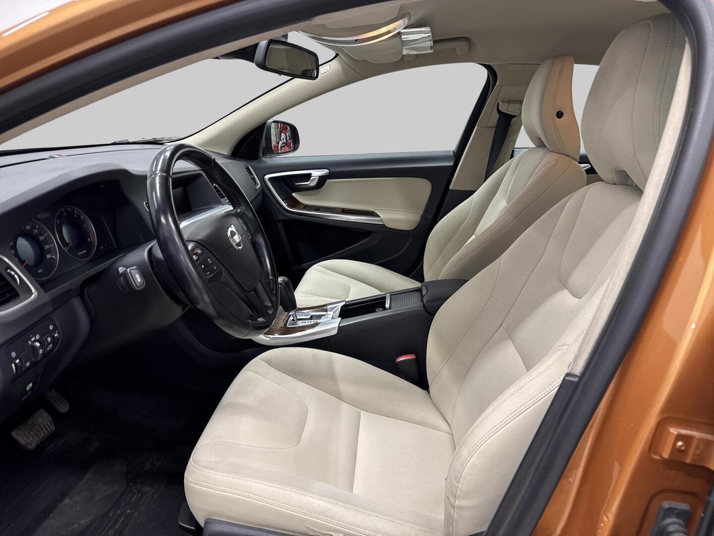 VOLVO S60 2010