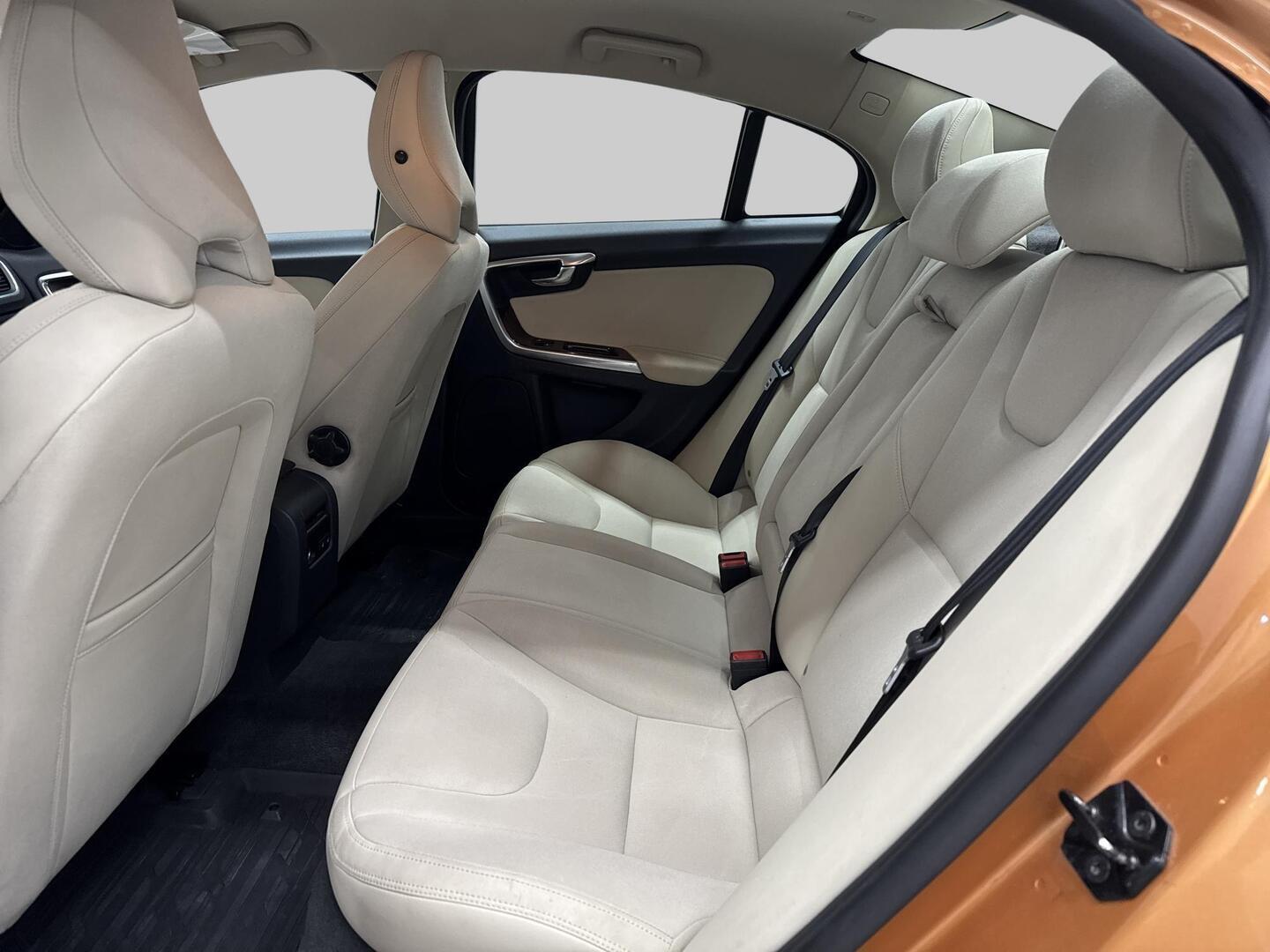 VOLVO S60 2010