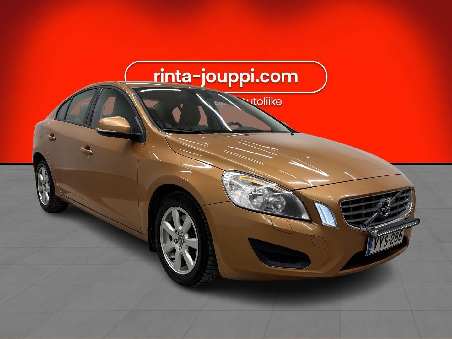 VOLVO S60 2010