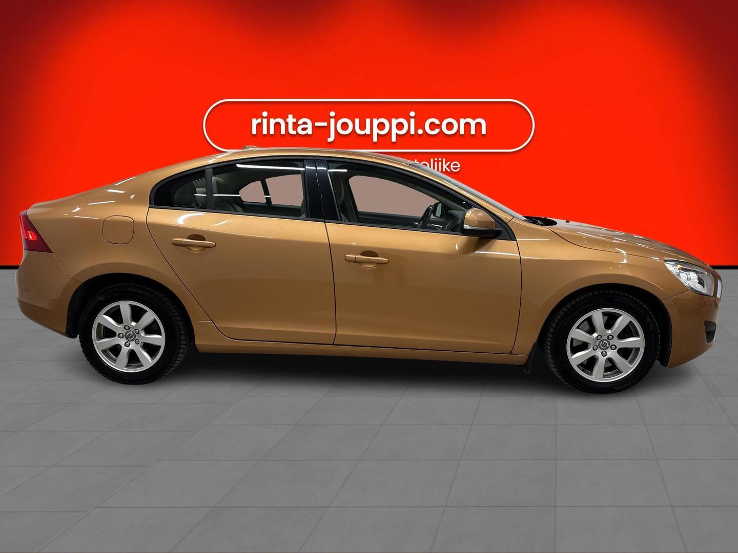 VOLVO S60 2010