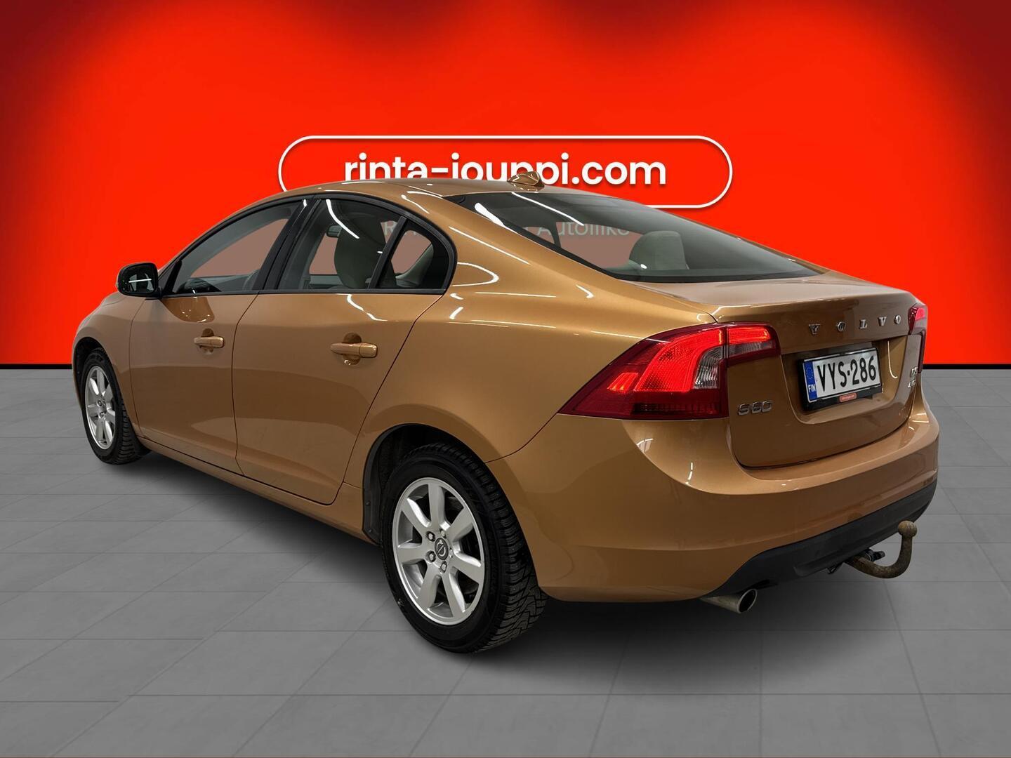 VOLVO S60 2010