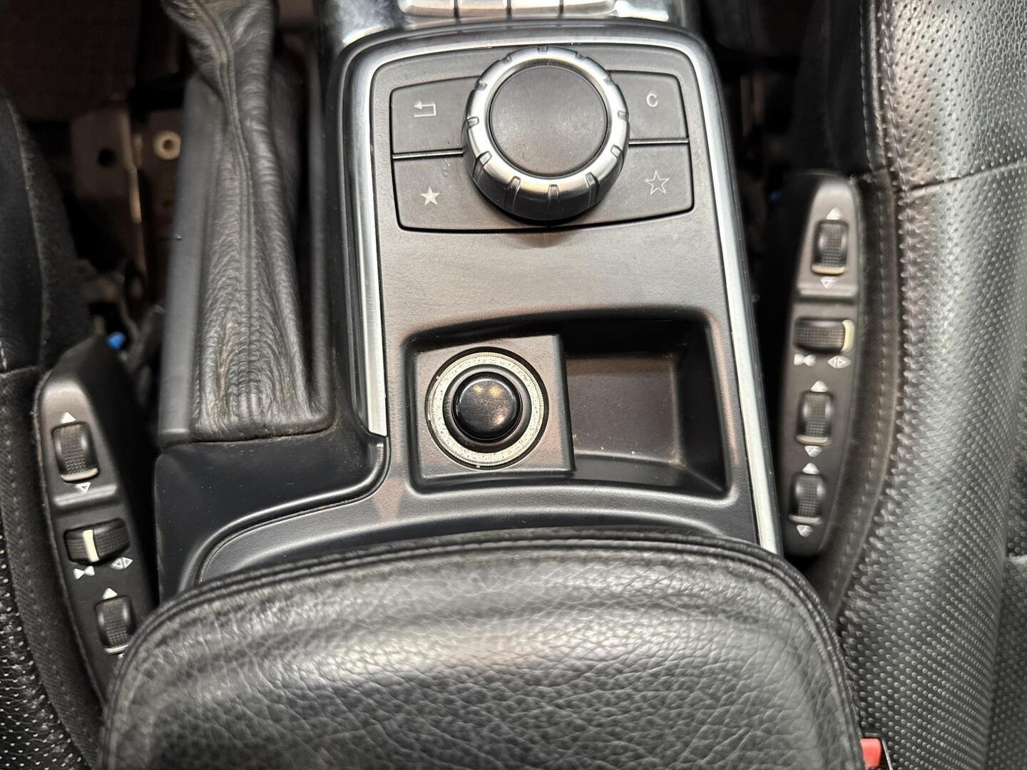 MERCEDES-BENZ G 2013