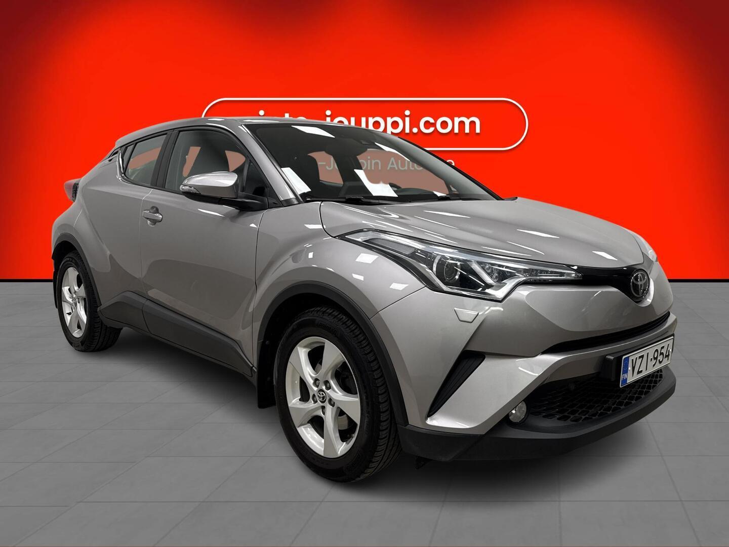 TOYOTA C-HR 2017