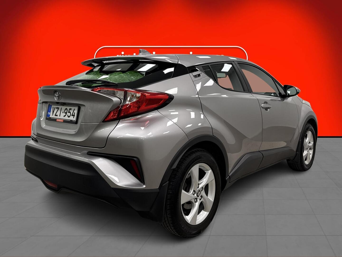 TOYOTA C-HR 2017