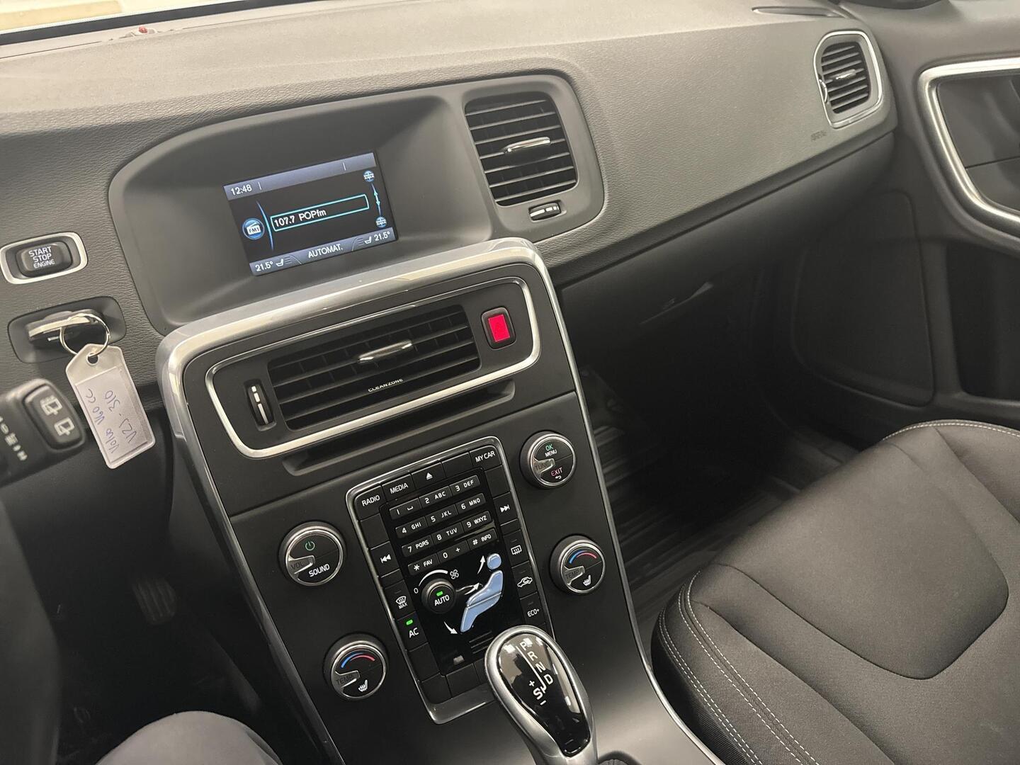 VOLVO V60 Cross Country 2017