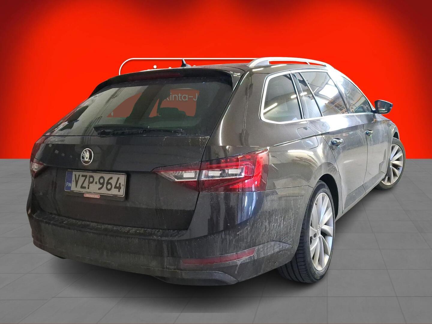 SKODA Superb 2017